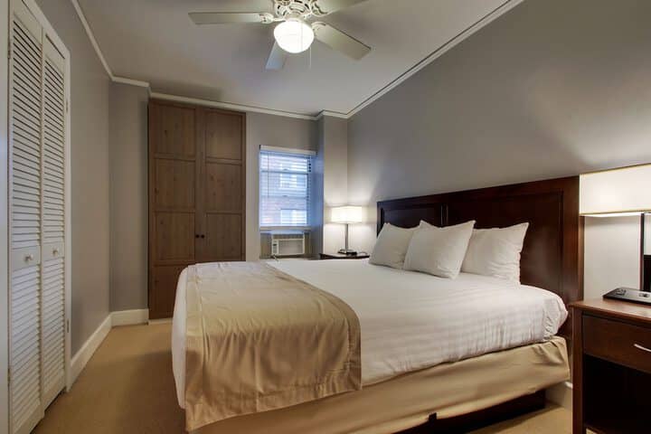 Room 20 of 117