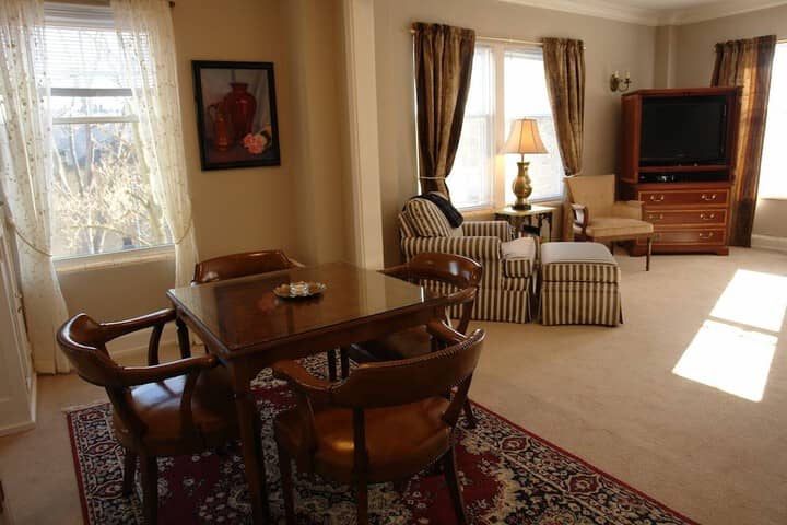 Room 35 of 117
