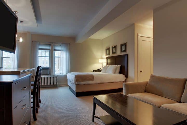 Room 75 of 117
